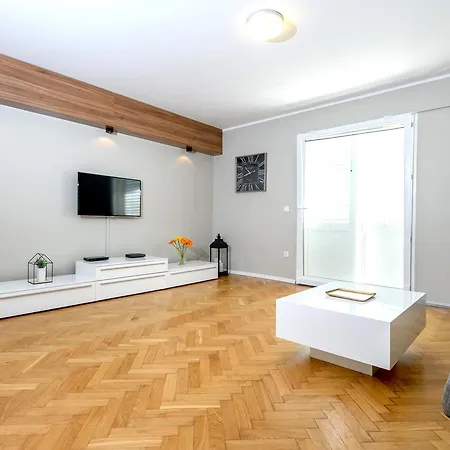 Apartamento Deluxe Oskar